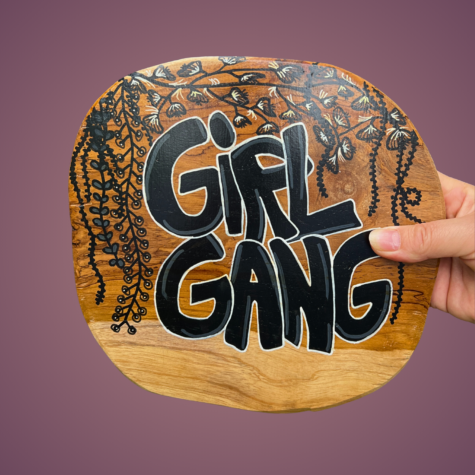 Fragment de bois de Teck "Girl Gang"